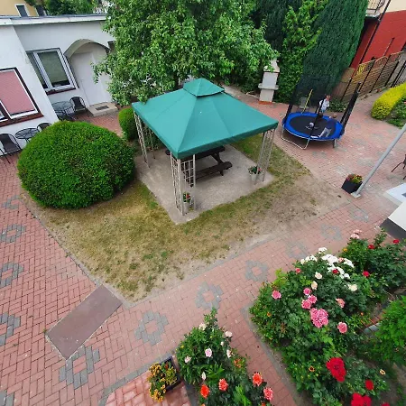 アパート Pod Losiem