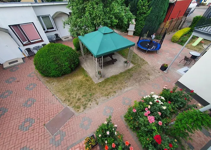 アパート Pod Losiem